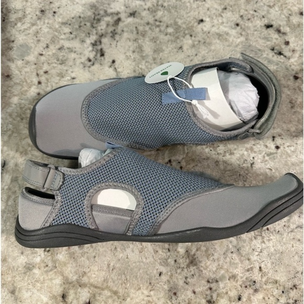 JBU by Jambu shoes size 11 NIB